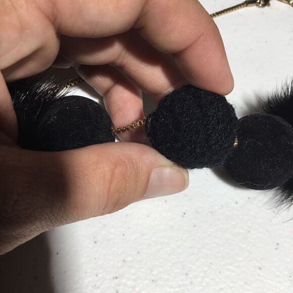 Gold Tone Statement Ball Embellishment Necklace G2 - Picture 5 of 7